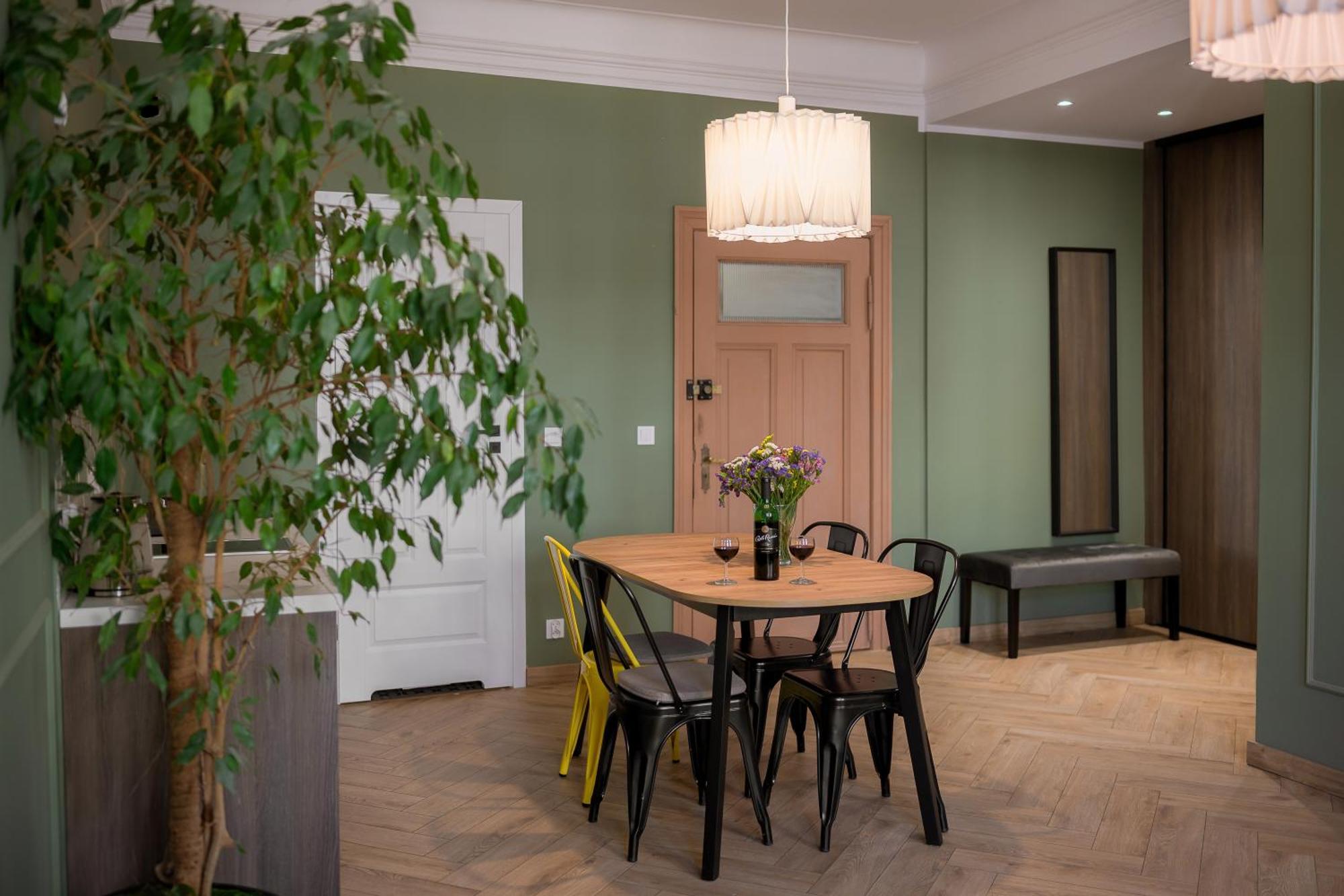 Tajemniczy Ogrod Apartment Torun Exterior photo